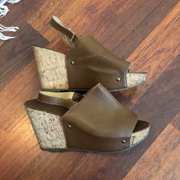 Wedges - Picture 1 of 3